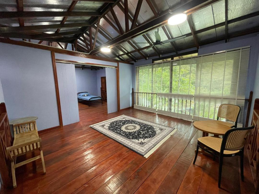 Dr Dusun Hotell Hulu Langat Eksteriør bilde