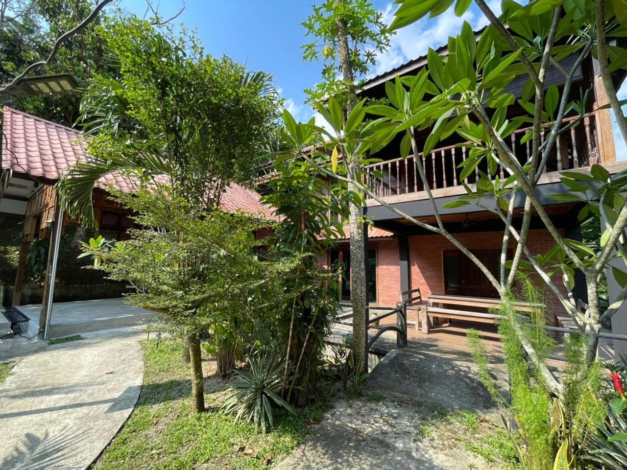Dr Dusun Hotell Hulu Langat Eksteriør bilde