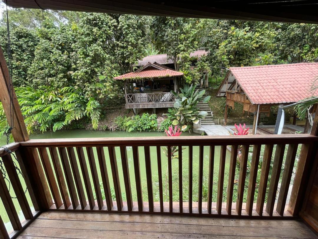 Dr Dusun Hotell Hulu Langat Eksteriør bilde